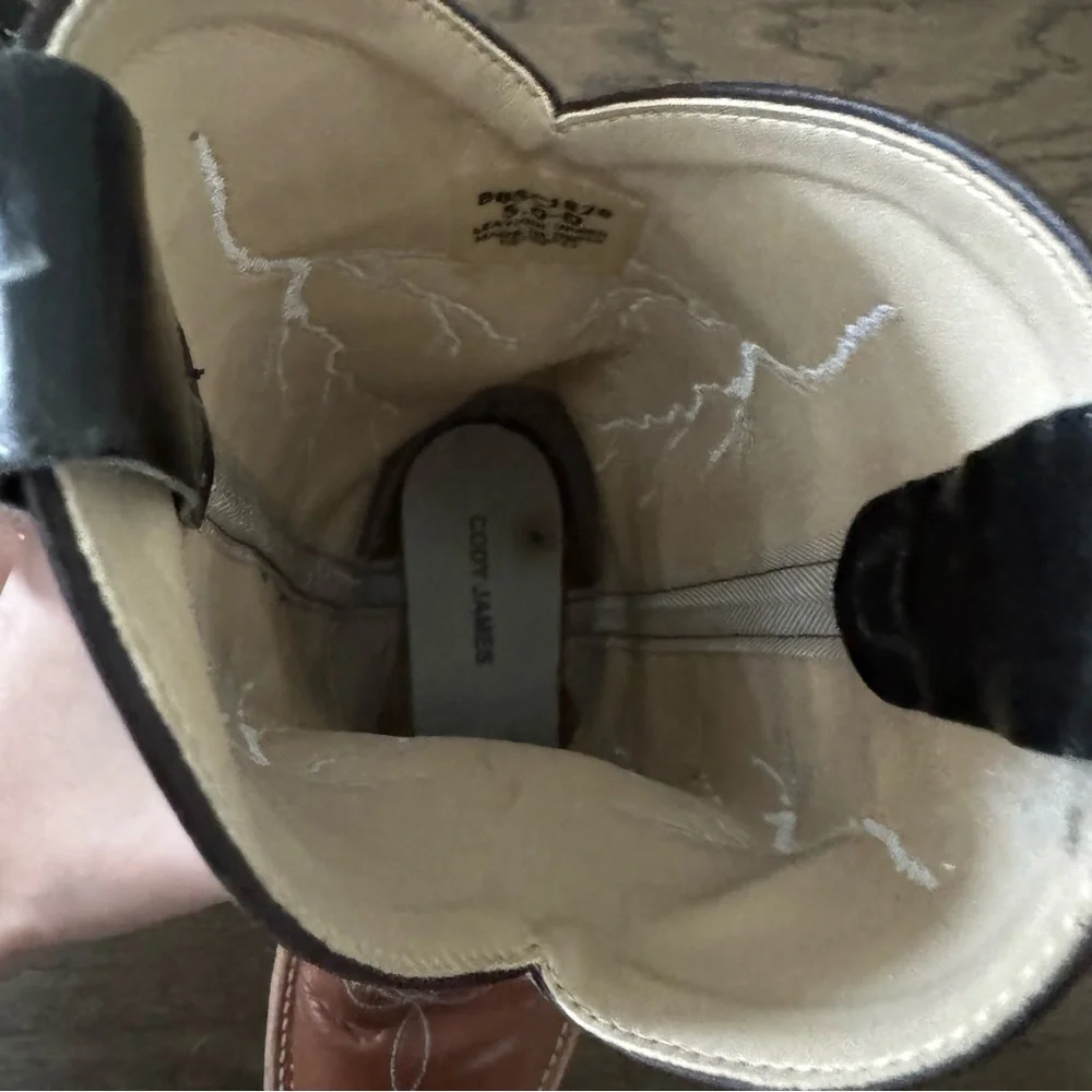 CODY JAMES YOUTH LIGHTENING WESTERN BOOTS
Size 5 - Picture 13 of 13
